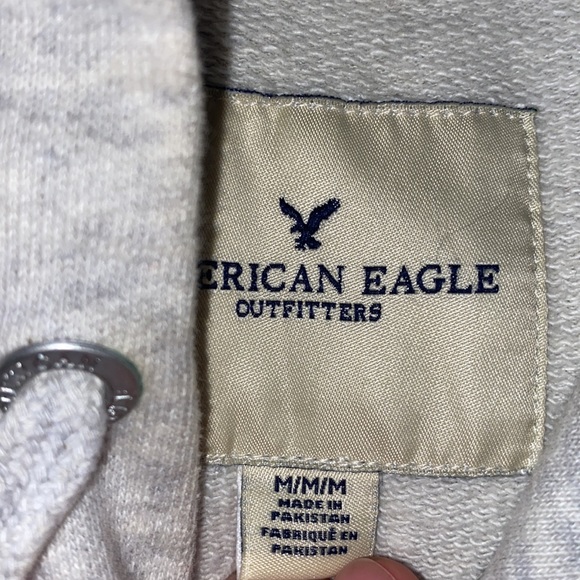 American Eagle sleeveless sweatshirt - Picture 2 of 5